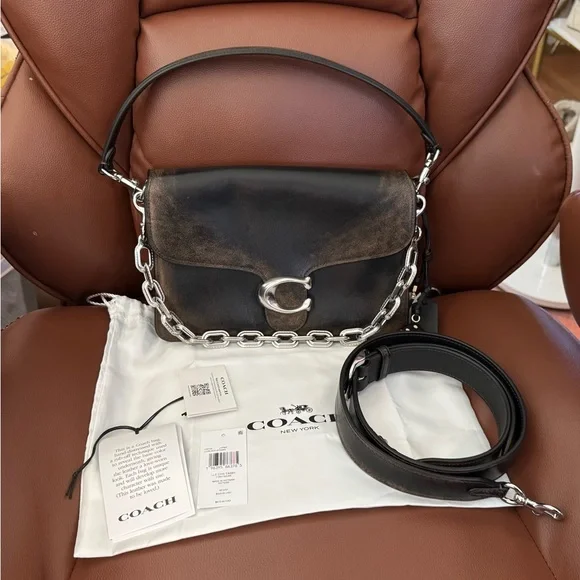 Coach Chain Tabby in Loved Leather Bag with Charms - Picture 4 of 12